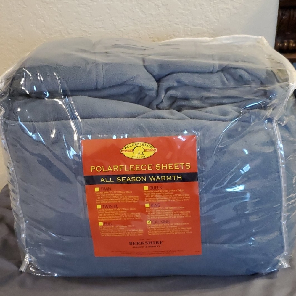 Polar fleece sheet set